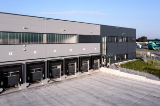 Anfahrbereich Halle
