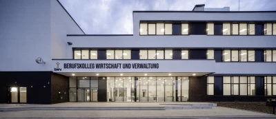 Ansicht Eingangsbereich Berufskolleg Remscheid