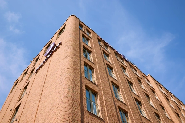 Geb&auml;udeecke Hotelneubau